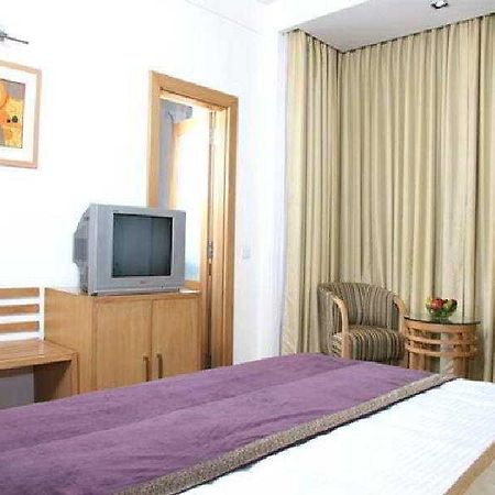 Dolphinn Дели Экстерьер фото