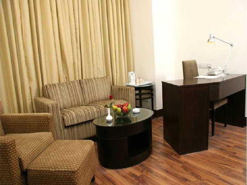 Dolphinn Дели Экстерьер фото